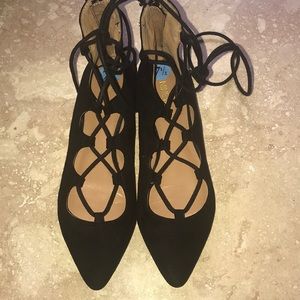 Nine West black strappy flats